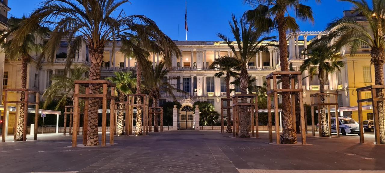 From 1882, Romantic Flat, In The Golden Square Nizza