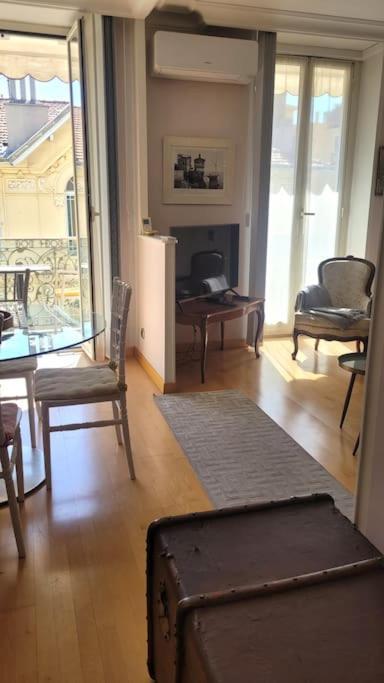 From 1882, Romantic Flat, In The Golden Square Appartamento Nizza