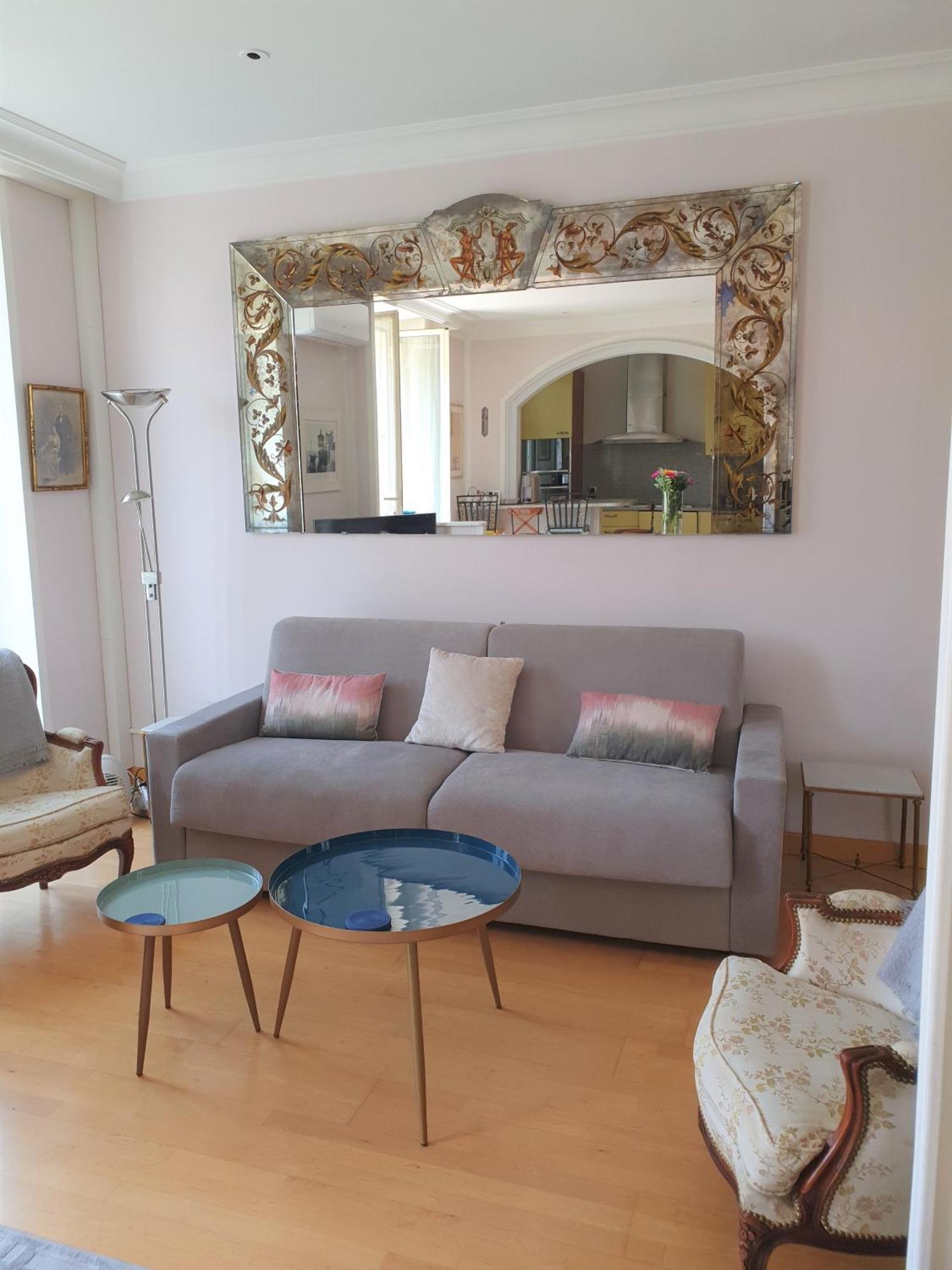 Apartment From 1882, Romantic Flat, In The Golden Square Nice